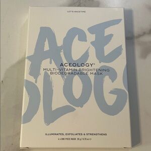 ACEOLOGY Multi-Vitamin Brightening Mask